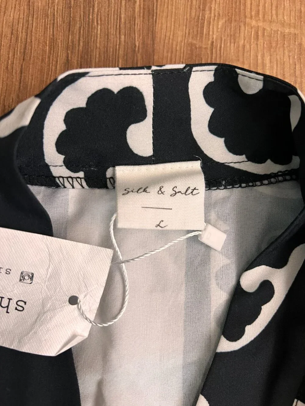 Black & White Printed Long Sleeve Maxi Dress with Belt - Picture 7 of 14